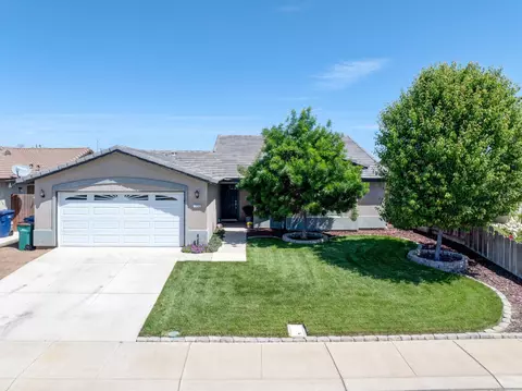 7452 Pintail Ct, Winton, CA 95388