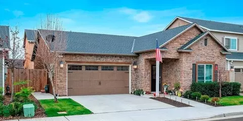 6049 E Garland Ave, Fresno, CA 93727