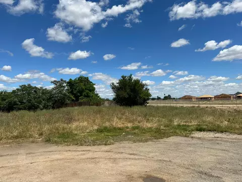 431 Ramona St, Madera, CA 93638