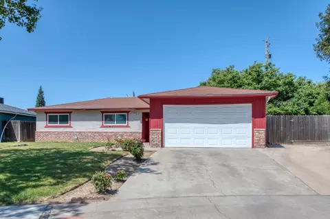 4287 N Charles Ave, Fresno, CA 93722