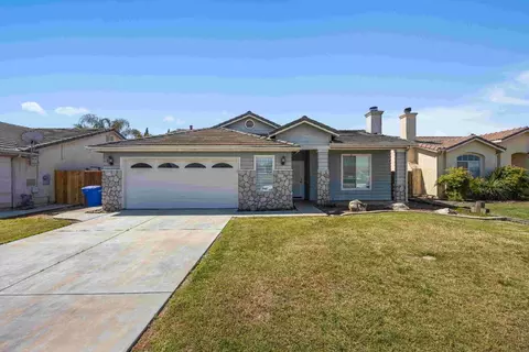 1135 W Orange St, Hanford, CA 93230 photo 1