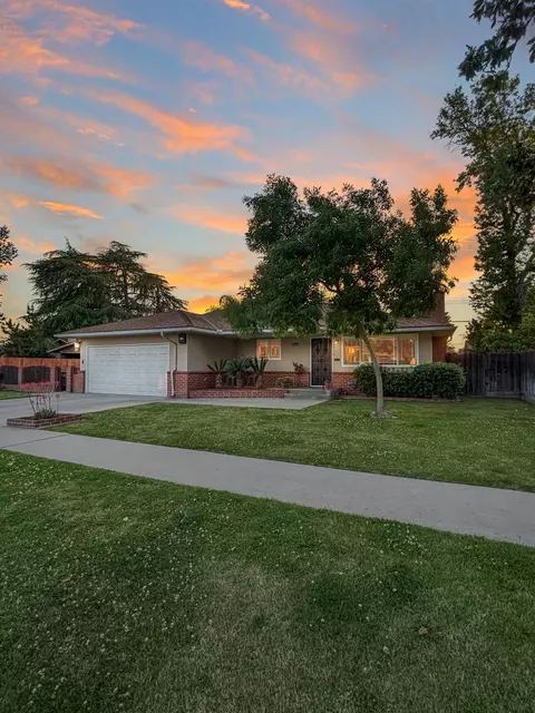 3651 N Augusta St, Fresno, CA 93726