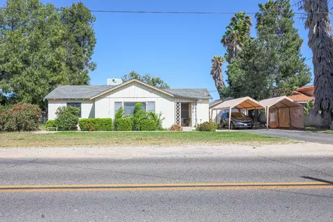 6210 Cypress, Winton, CA 95388
