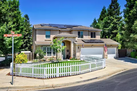 2725 Robinwood Ave, Clovis, CA 93611 photo 1