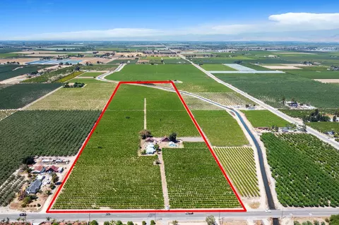 12796 E Rose Ave, Selma, CA 93662