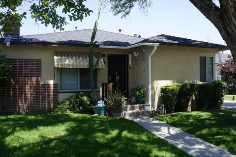 2721 E Harvard Ave W #1-4, Fresno, CA 93703