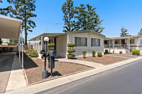 2706 W Ashlan Ave #261, Fresno, CA 93705