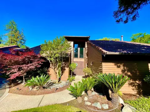 2127 W Barstow Ave, Fresno, CA 93711
