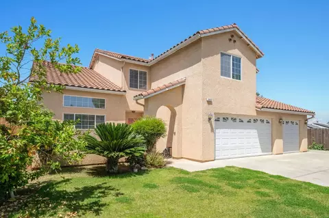 5460 W Ashcroft Ave, Fresno, CA 93722