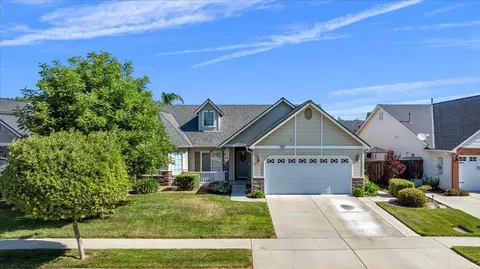 2534 Swanson Mdws, Tulare, CA 93274