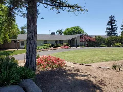 7209 E Pine Ave, Fresno, CA 93737