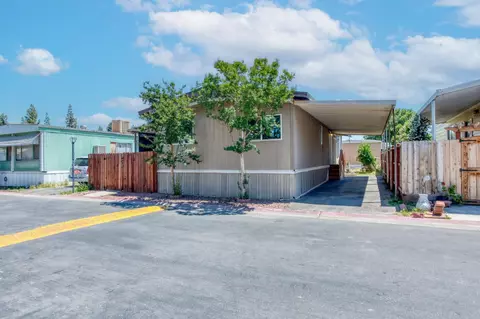 2533 W Mckinley Ave #111, Fresno, CA 93728