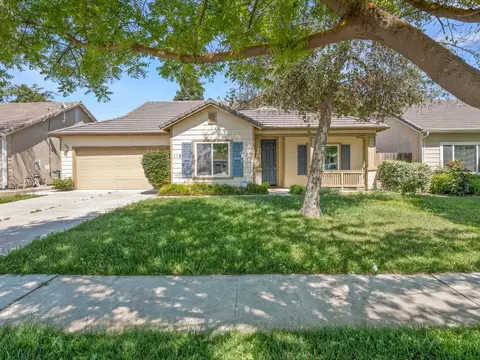 118 N Preston St, Visalia, CA 93291