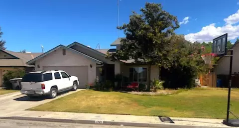 1710 Sandlewood St, Coalinga, CA 93210