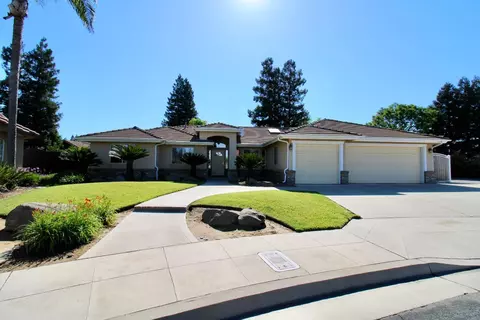 7186 N Dante Ave, Fresno, CA 93722