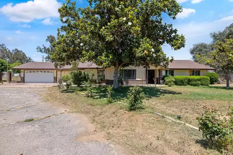 11620 E Belmont Ave, Sanger, CA 93657