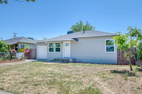 3054 E Floradora Ave, Fresno, CA 93703