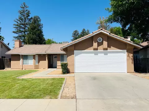 6391 N Cornelia Ave, Fresno, CA 93722