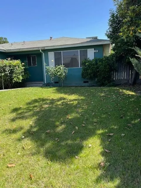 4560 E Gettysburg Ave NE, Fresno, CA 93726