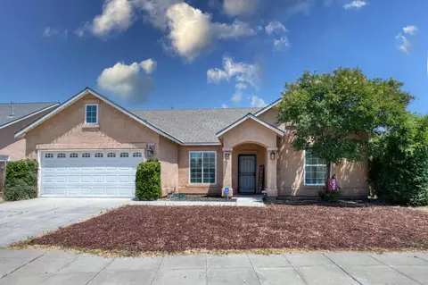 2620 N Knoll Ave, Fresno, CA 93722