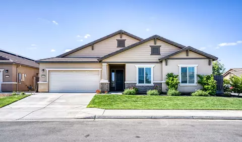 6717 Erin Ave, Fresno, CA 93727
