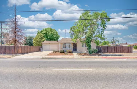3687 N West Ave, Fresno, CA 93705