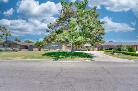 811 S Sunnyside Ave, Fresno, CA 93727