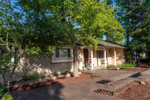 4896 N Wishon Ave, Fresno, CA 93704