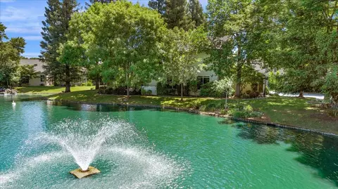 2343 Dawson Cove Ln S, Clovis, CA 93611