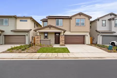 311 Peters Rd S, Madera, CA 93636