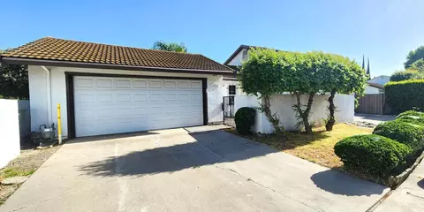 2760 Santiago Dr, Modesto, CA 95354