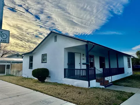 105 N 2nd St, Coalinga, CA 93210