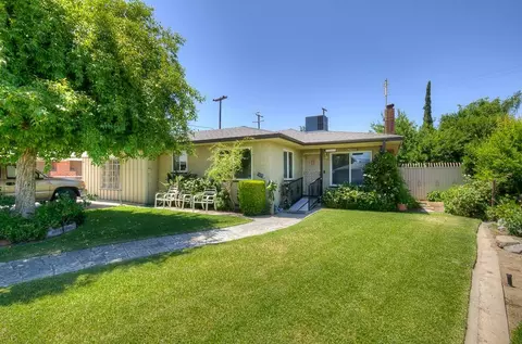 1825 Arden Dr W, Fresno, CA 93703