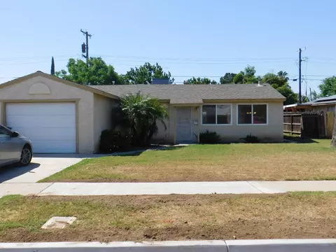 2646 E Indianapolis Ave, Fresno, CA 93726
