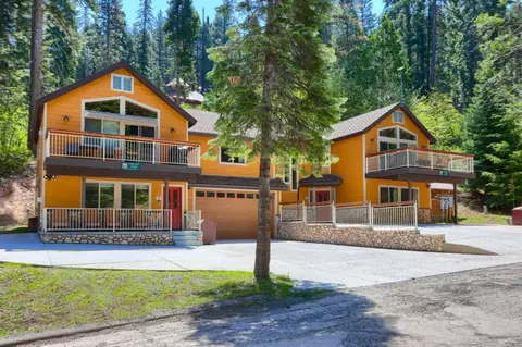7400 Choke Cherry Ln, Tuolumne Meadows, CA 95389