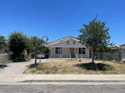 2438 Park St, Selma, CA 93662