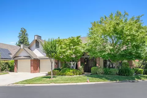 2555 W Bluff Ave #129, Fresno, CA 93711