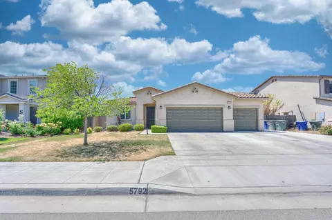 5792 E Kerckhoff Ave, Fresno, CA 93727