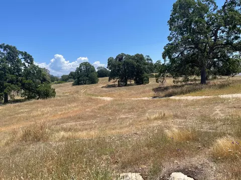 38 Rancho Ramon Dr, Coarsegold, CA 93614