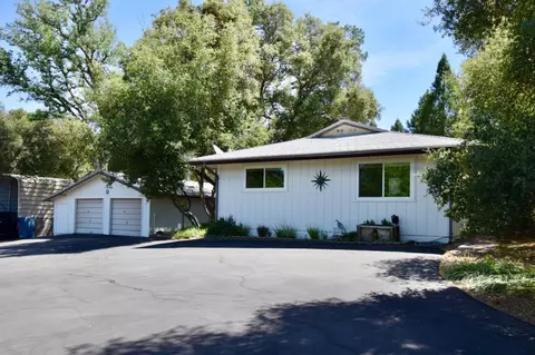 50604 Road 426, Oakhurst, CA 93644