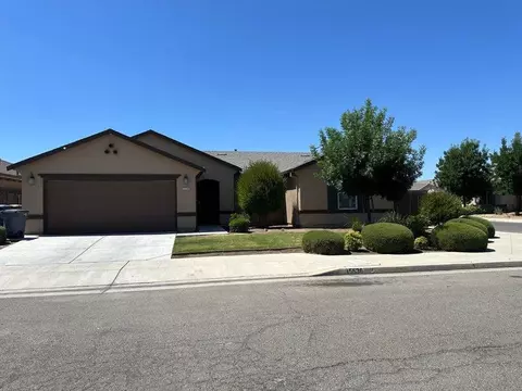 5536 E Burns, Fresno, CA 93727