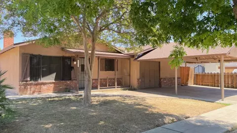 4238 N Pleasant Ave, Fresno, CA 93705