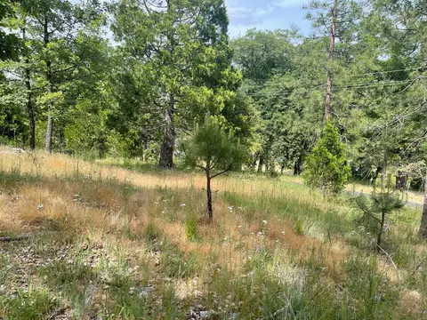 26 Timberview Dr, North Fork, CA 93643