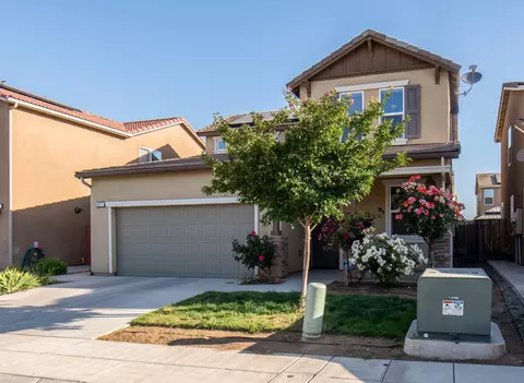 4911 E Alexander Ave, Fresno, CA 93725