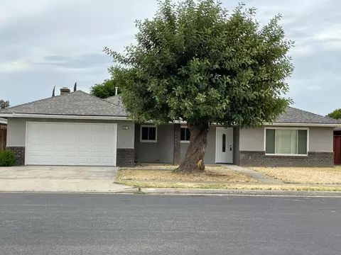 1007 Aram Ave, Madera, CA 93637