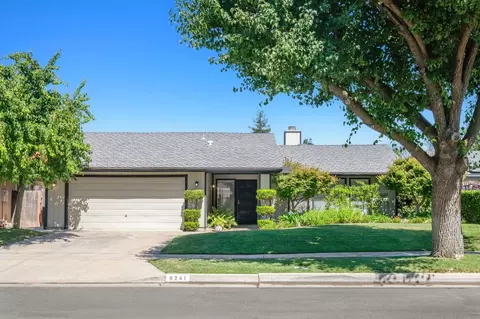 8241 N Poplar Ave, Fresno, CA 93711