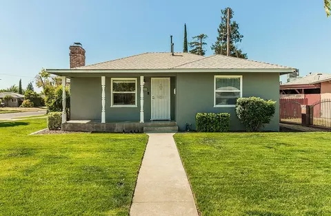 1570 N Geraldine Way, Fresno, CA 93728