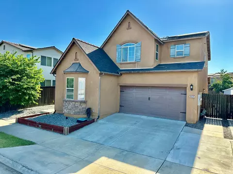 3029 Kaweah Ave, Clovis, CA 93619