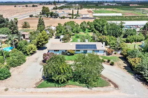13050 E Tulare Ave, Sanger, CA 93657