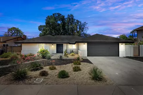 385 E La Crosse Ave, Fowler, CA 93625